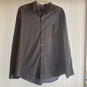 EUC Men’s dress shirt